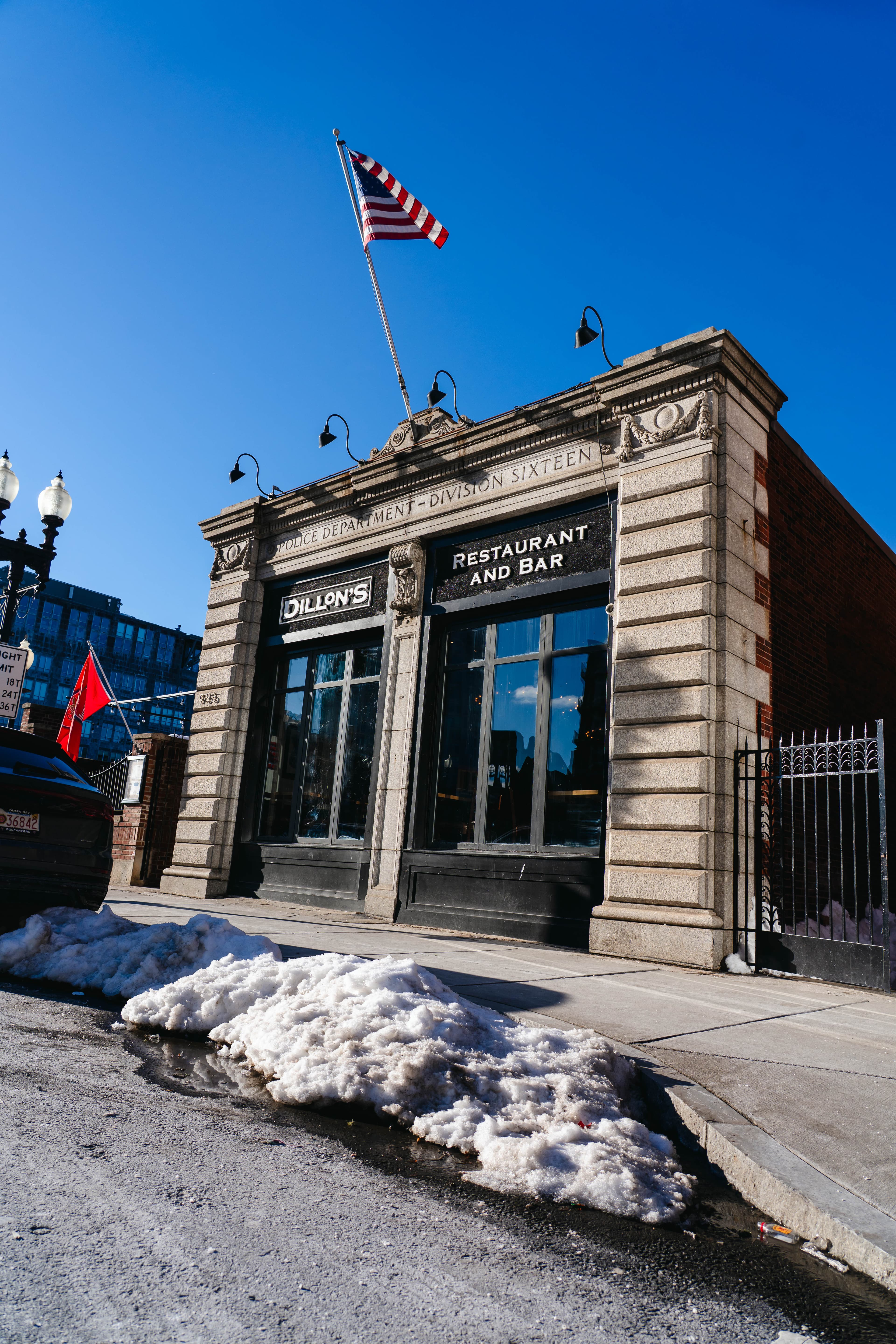 Dillon’s Pub (Back Bay)