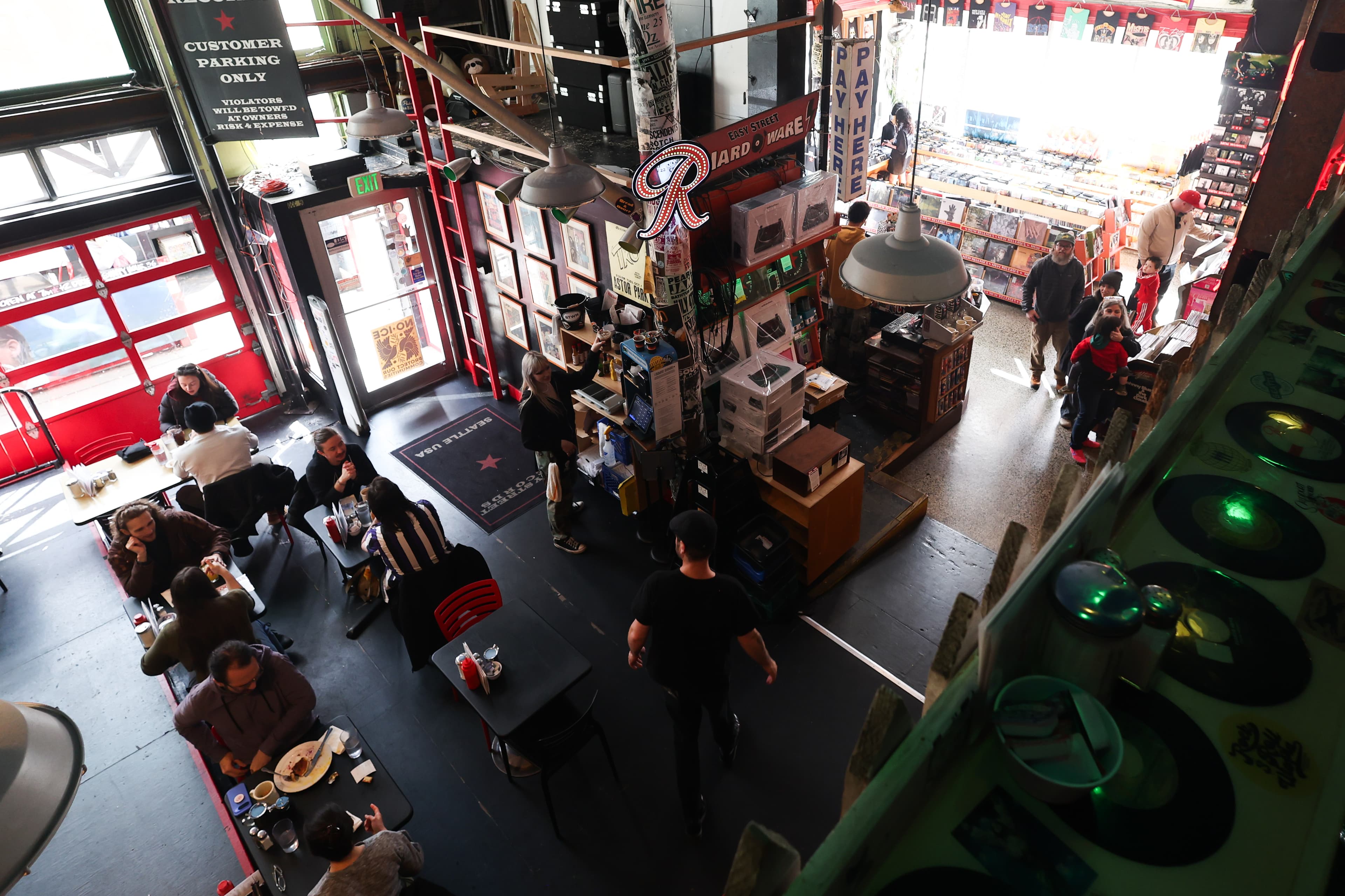 Easy Street Records & Café