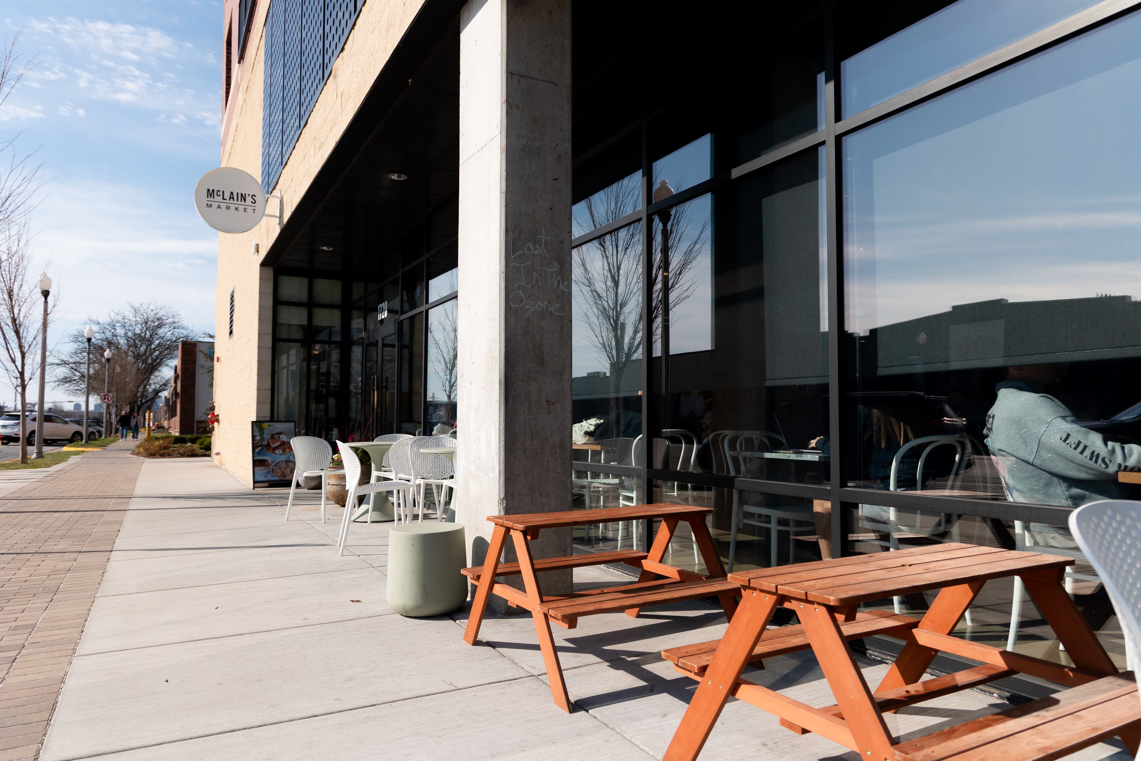 Kelly's Westport Inn