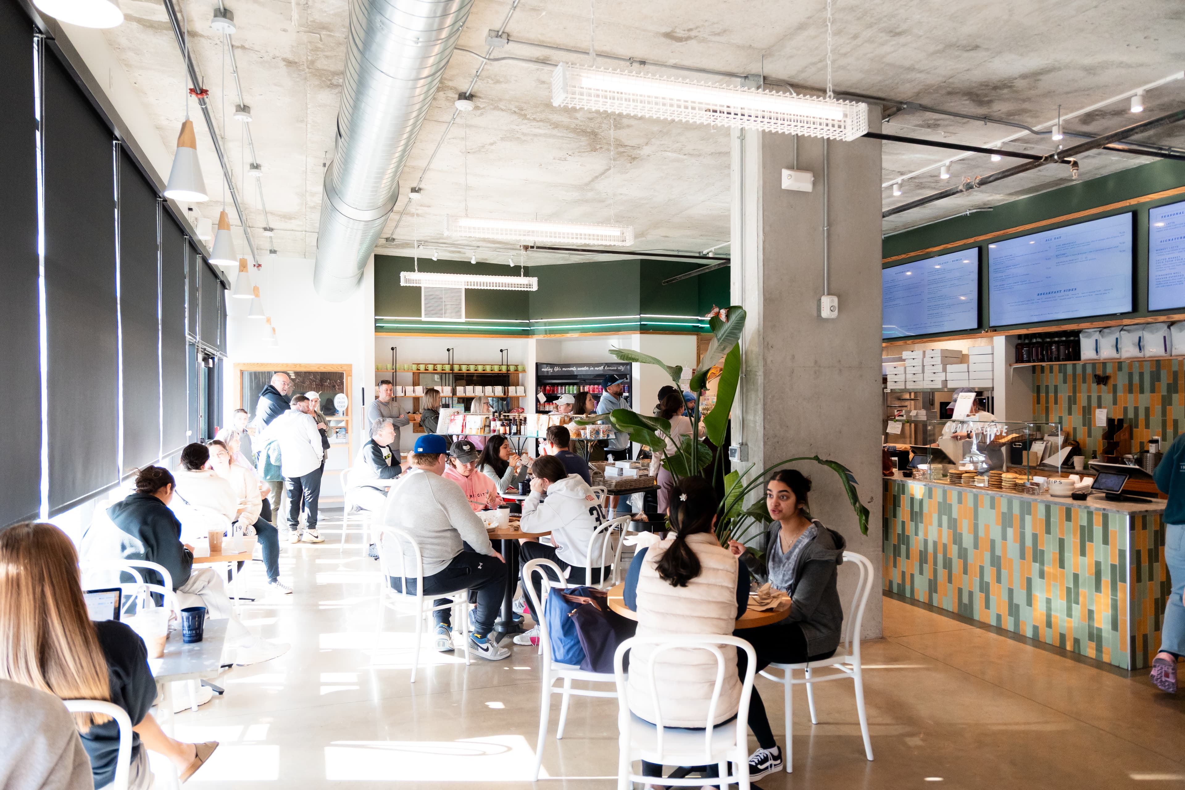 Kelly's Westport Inn