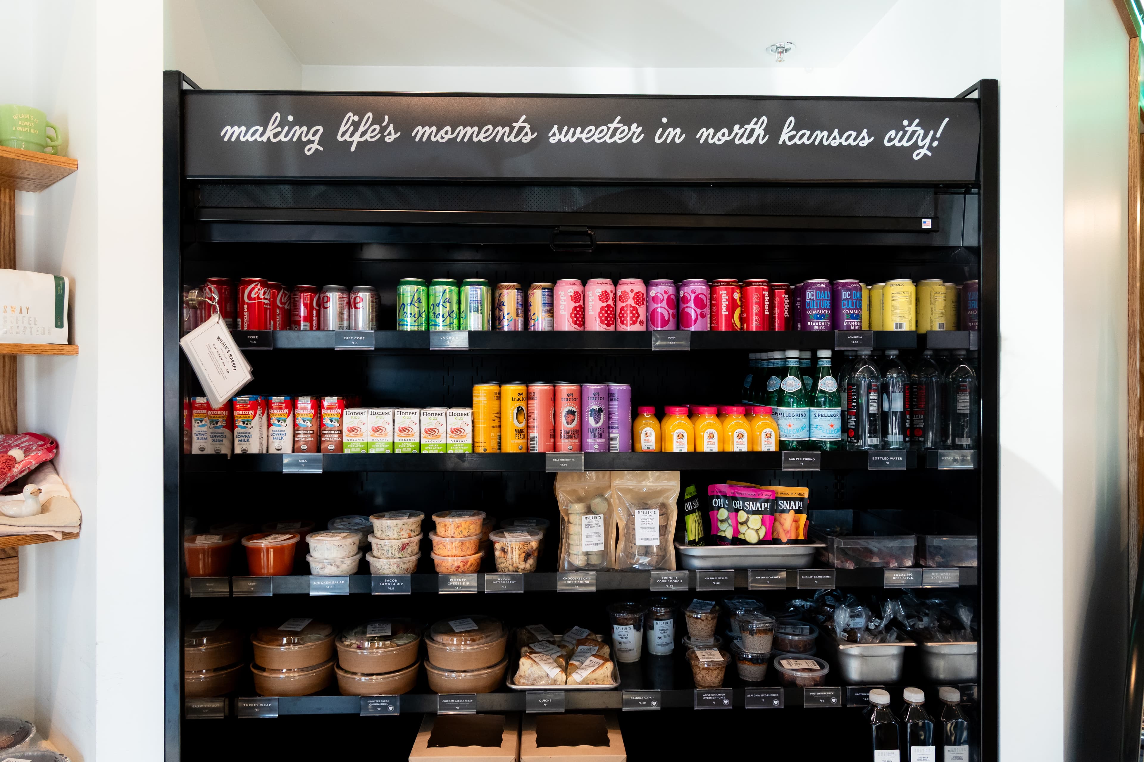 Kelly's Westport Inn