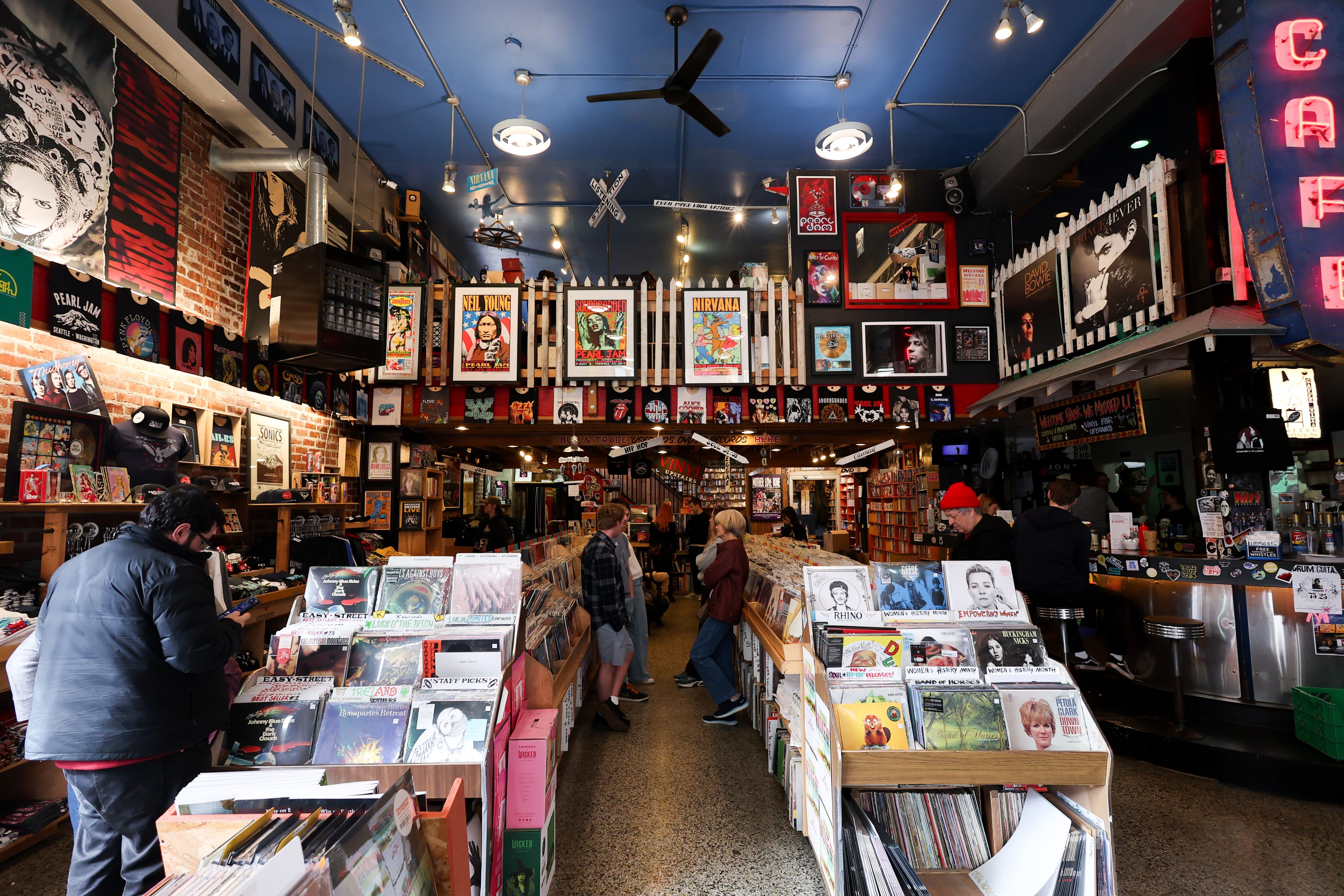 Easy Street Records & Café