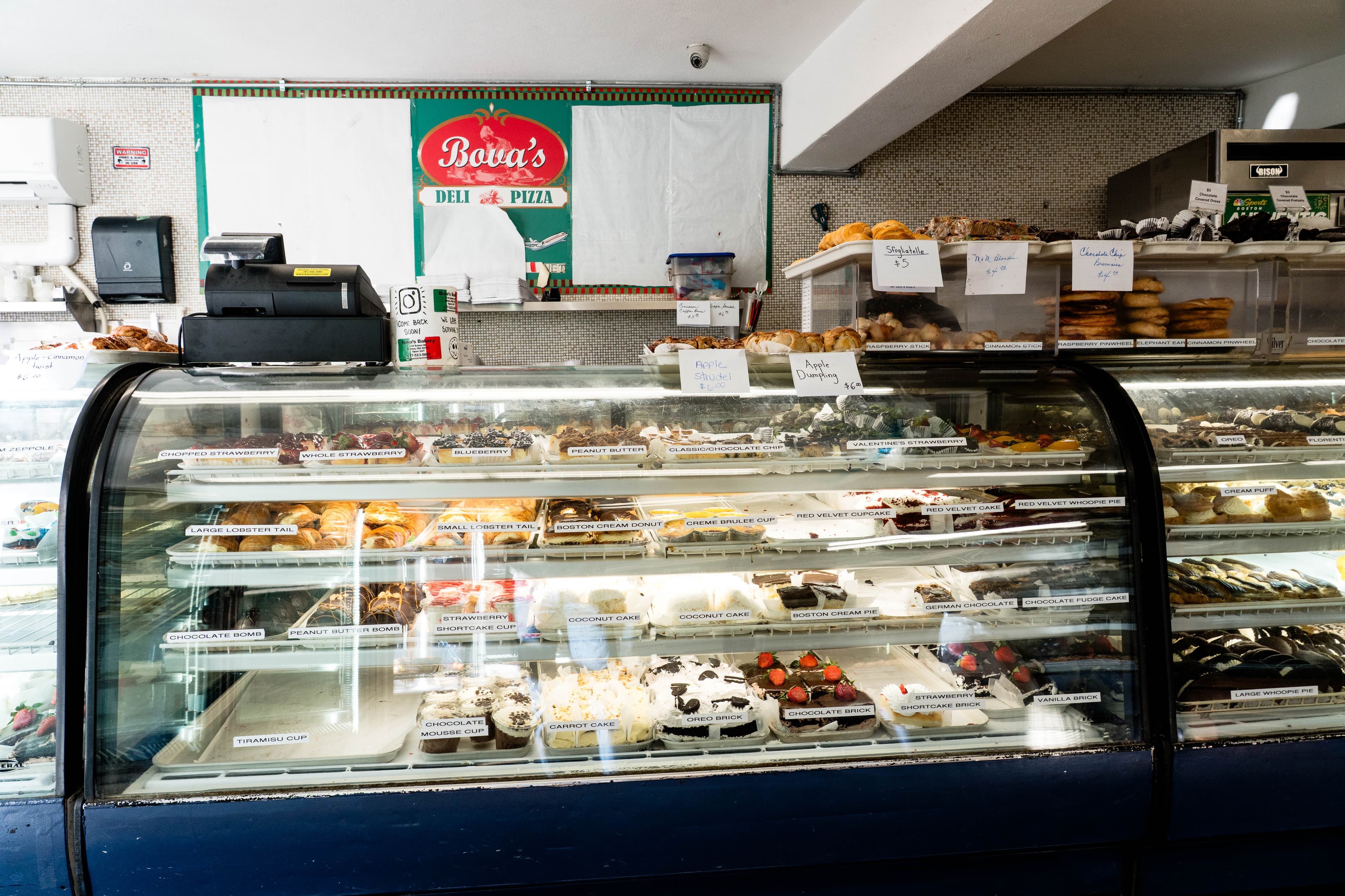Bova’s Bakery (North End)
