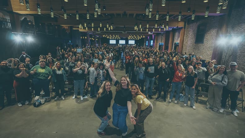 Partnership conversation image