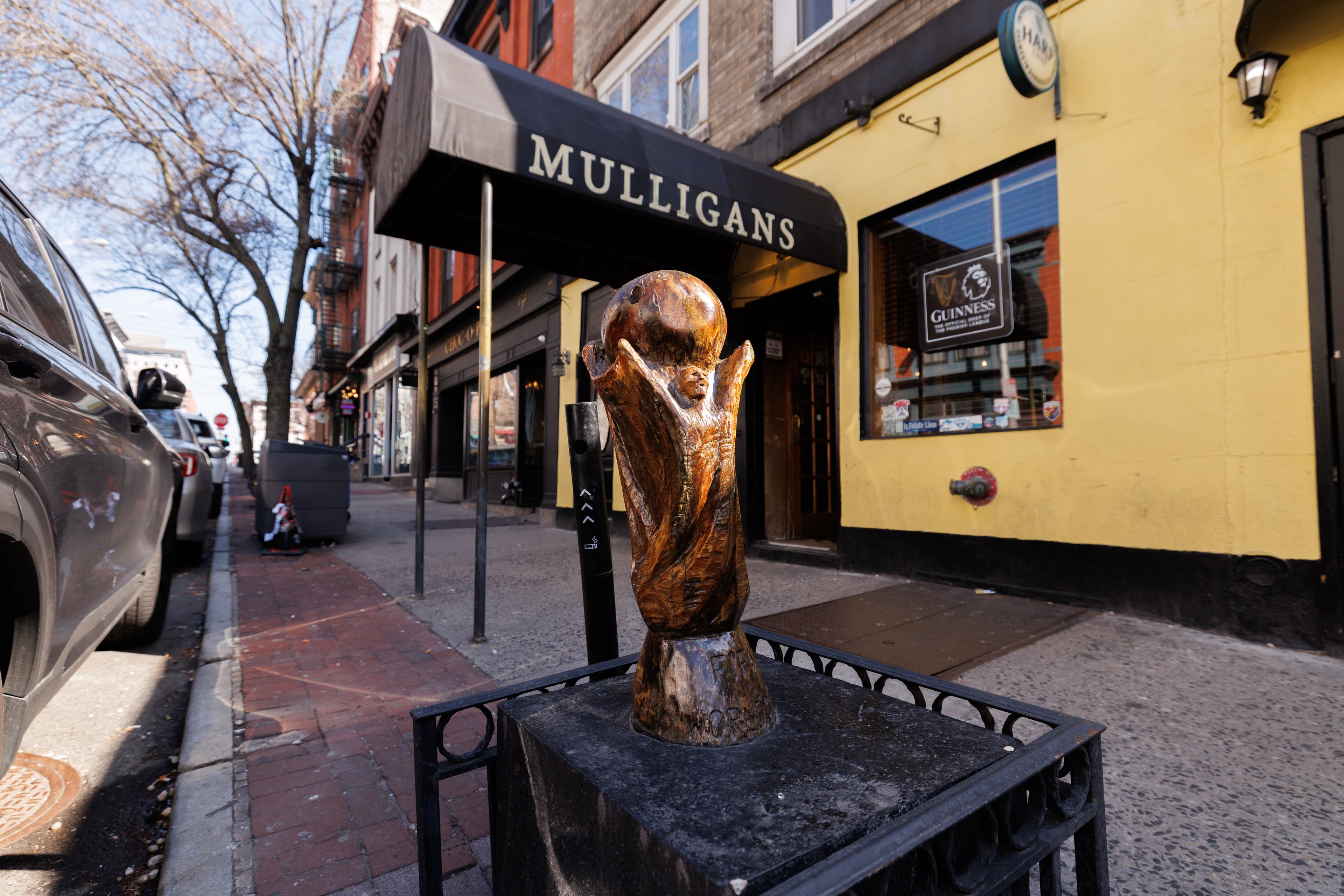 Mulligan's Pub