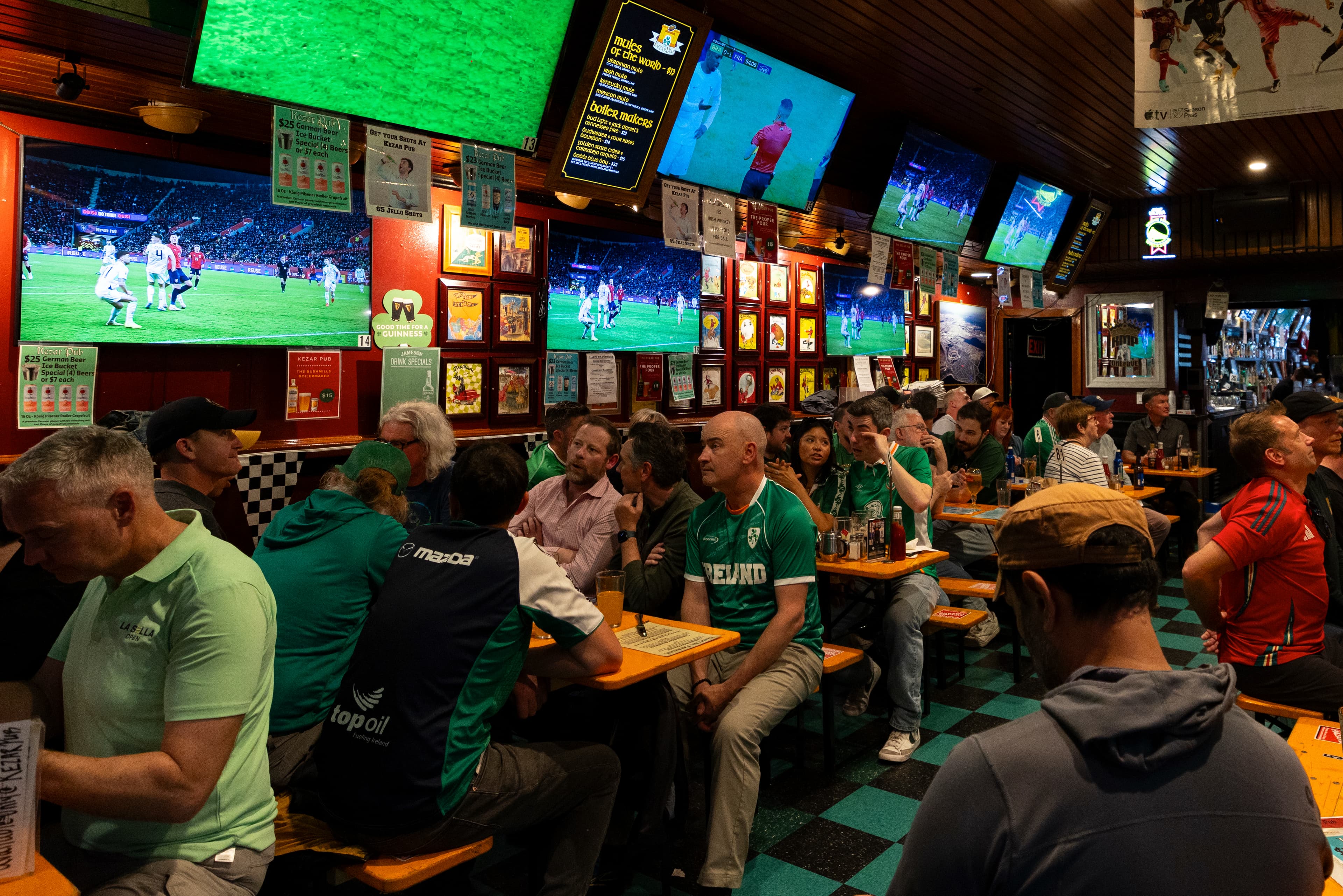 Kezar Pub