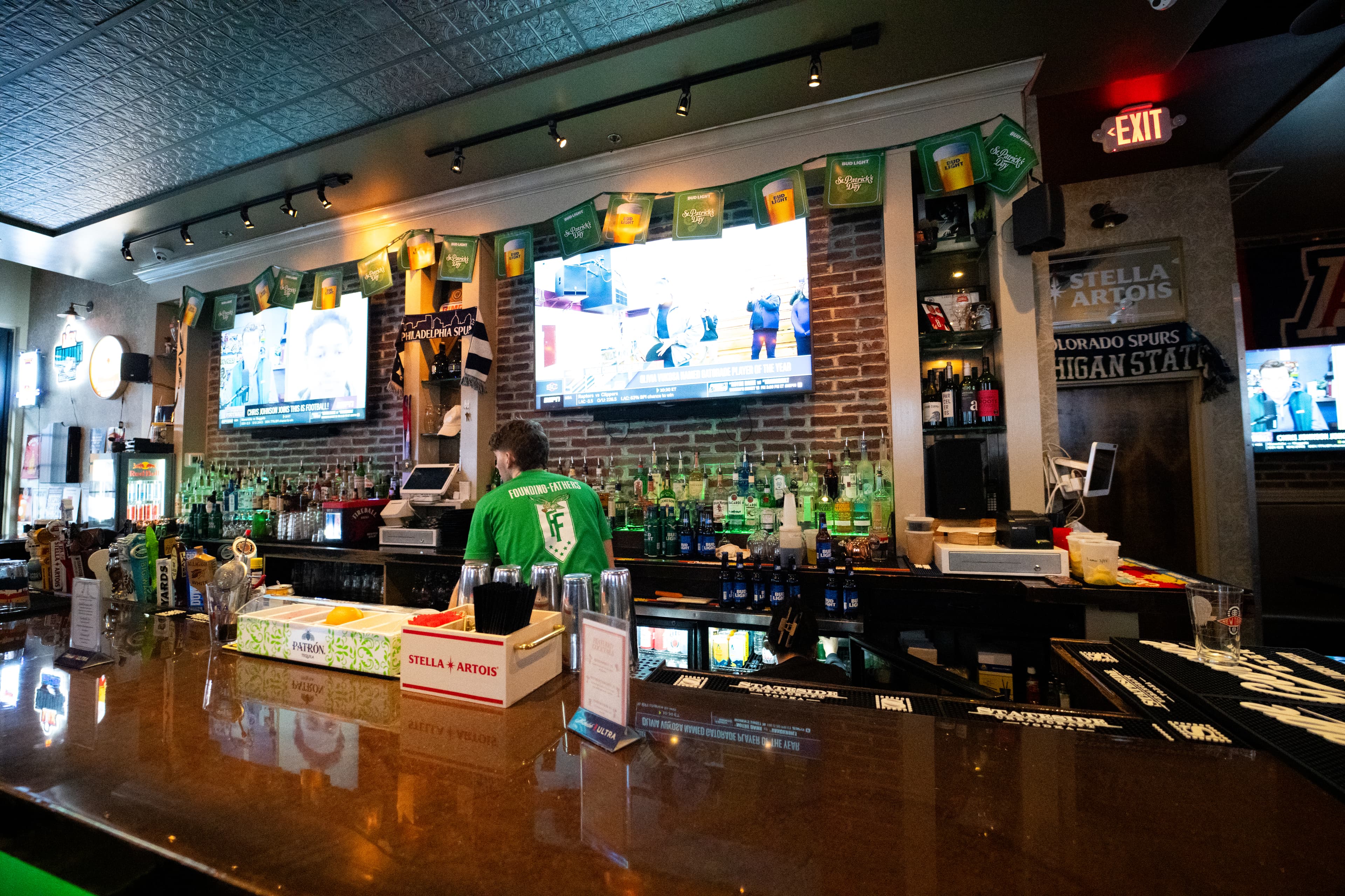 Founding Fathers Sports Bar